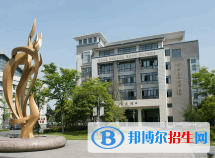 杭州2023年女生讀什么中專(zhuān)學(xué)校好