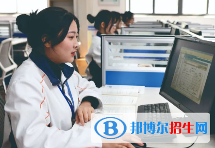 杭州2023年沒有高中畢業(yè)可以讀中專學(xué)校嗎
