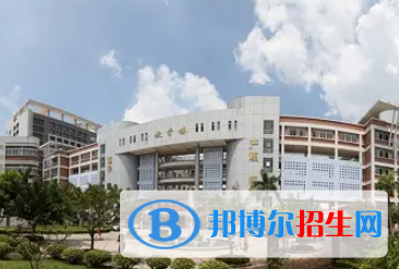 廣州科技貿(mào)易職業(yè)學(xué)院是大專(zhuān)還是中專(zhuān)(廣州科技貿(mào)易職業(yè)學(xué)院)