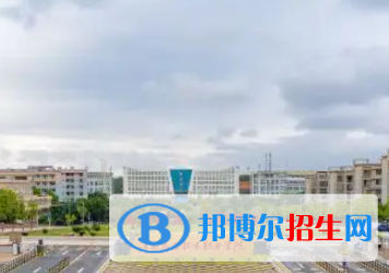 江西應用技術(shù)職業(yè)學院是大專還是中專（江西應用技術(shù)職業(yè)學院）