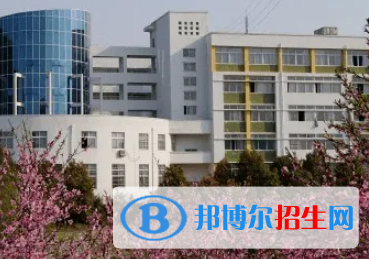桐城師范高等?？茖W(xué)校是大專還是中專（桐城師范高等?？茖W(xué)校）