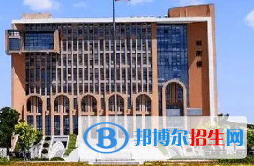濮陽醫(yī)學(xué)高等?？茖W(xué)校是大專還是中專（濮陽醫(yī)學(xué)高等專科學(xué)校）