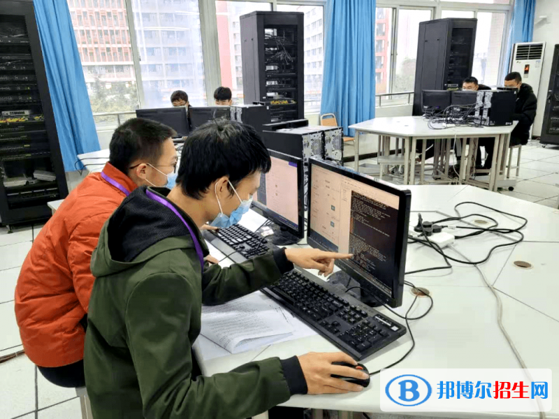蘭州2023年讀計(jì)算機(jī)學(xué)校有哪些專業(yè)