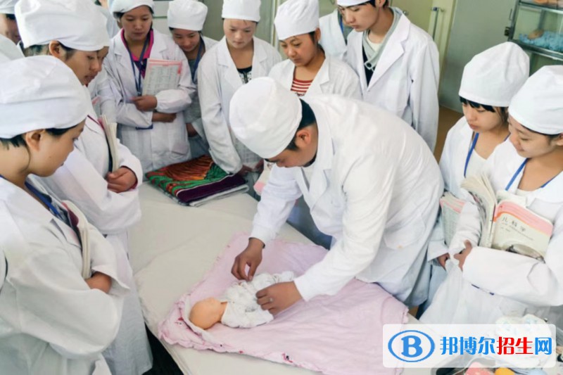 云南2023年中專學校有什么專業(yè)適合女生