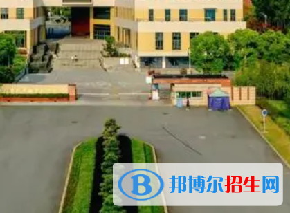 福建林業(yè)職業(yè)技術(shù)學院是大專還是中專(福建林業(yè)職業(yè)技術(shù)學院)