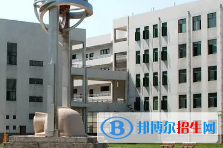 安徽工業(yè)職業(yè)技術(shù)學(xué)院是大專(zhuān)還是中專(zhuān)(安徽工業(yè)職業(yè)技術(shù)學(xué)院)