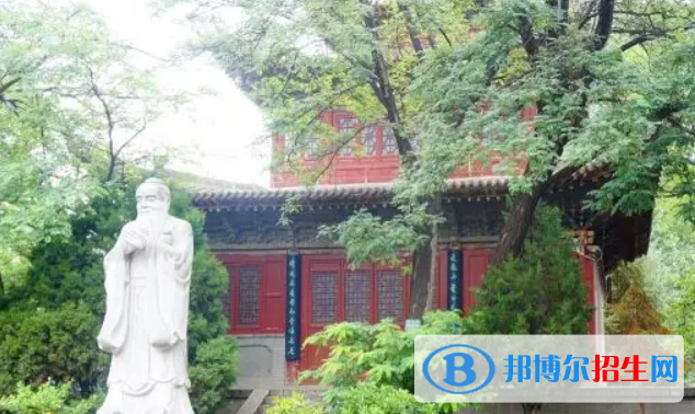 甘肅省酒泉中學(xué)2023年學(xué)費(fèi)、收費(fèi)多少 