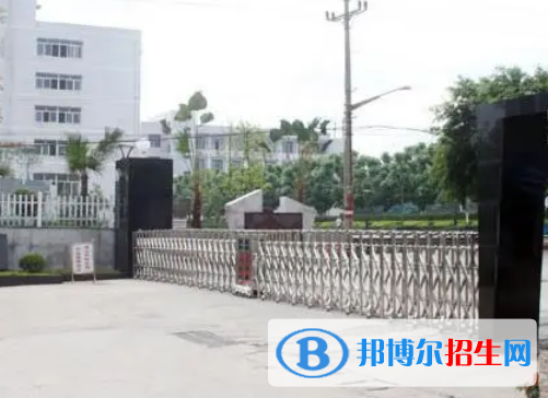 重慶萬(wàn)州區(qū)可以報(bào)名的中專(zhuān)學(xué)校有哪些?(附中專(zhuān)學(xué)校排名)