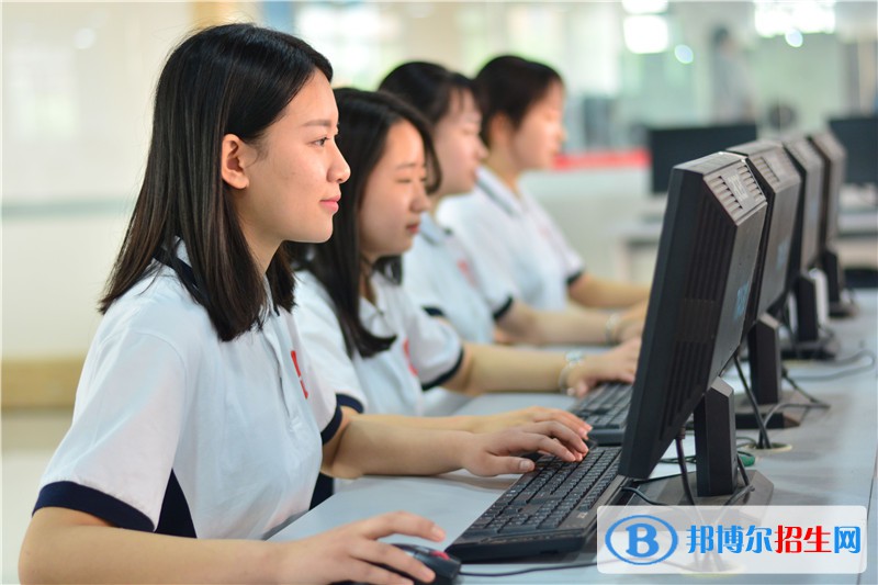 四川2023年女生上計算機(jī)學(xué)校學(xué)啥好