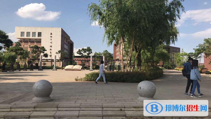 云南2023年高中畢業(yè)讀中專(zhuān)學(xué)校好嗎