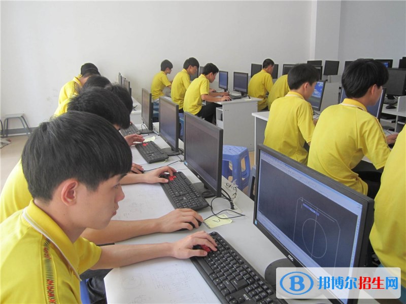 蘭州2023年計(jì)算機(jī)學(xué)校一般讀幾年