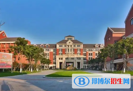 上海格致中學(xué)國際部2023年學(xué)費(fèi)標(biāo)準(zhǔn)