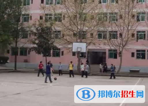 四川省開設臨床醫(yī)學專業(yè)的大專學校有哪些