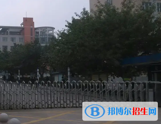 四川省開(kāi)設(shè)醫(yī)學(xué)美容專業(yè)的大專學(xué)校有哪些