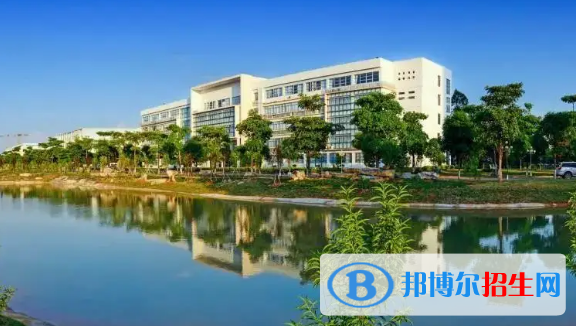 2022崇左市大學(xué)排名(校友會(huì))