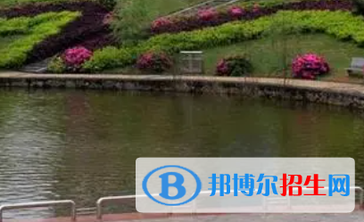 益陽護(hù)理學(xué)校是大專還是中專（益陽護(hù)理學(xué)校）