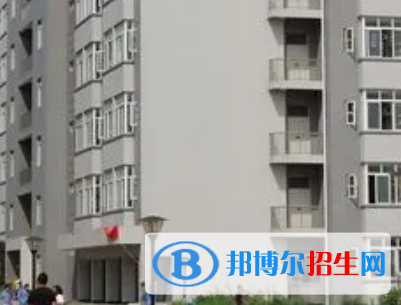 成都技師學(xué)院是大專(zhuān)還是中專(zhuān)(成都技師學(xué)院)