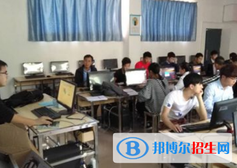 木業(yè)產(chǎn)品設(shè)計(jì)與制造專業(yè)好嗎?