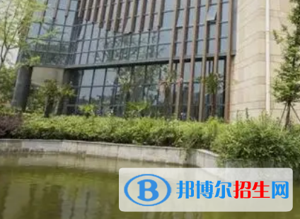 2023服裝陳列與展示設(shè)計專業(yè)的高職?？茖W(xué)校有哪些?(附排名)