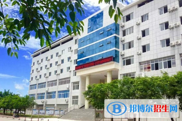 四川2023年讀計算機學(xué)校的大專