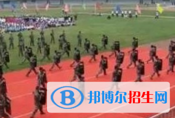 張家界僑輝中學(xué)、雨露學(xué)校2022年分?jǐn)?shù)線是多少？（2023參考）