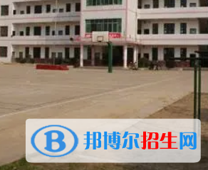 雙峰縣八中、起陸學校2022年分數(shù)線是多少?(2023參考)