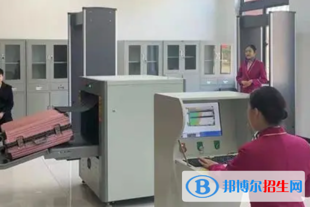重慶2023年中專學(xué)校和職高哪個(gè)好