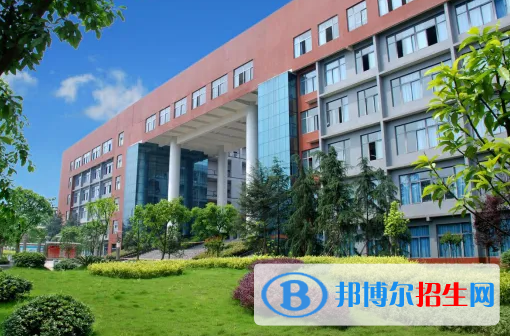 重慶2023年現(xiàn)在上什么中專(zhuān)學(xué)校好