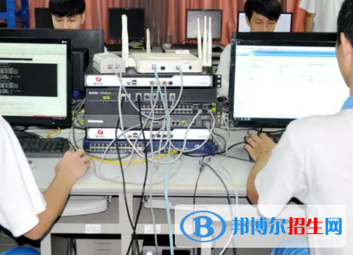 廣東2023年有什么計算機學(xué)校專業(yè)