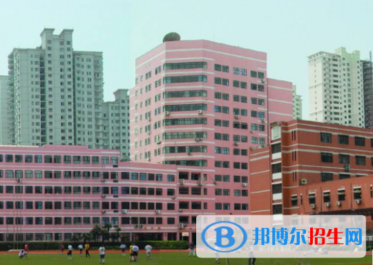 上海盧灣高級(jí)中學(xué)國際部2023年招生政策2