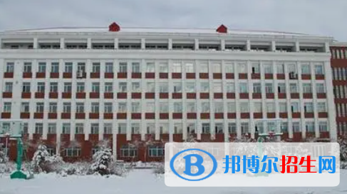 雙鴨山所有公辦大學有哪些？（附大學名單）