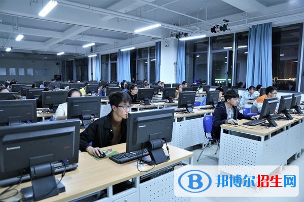 蘭州2023年職業(yè)中專有哪些計(jì)算機(jī)學(xué)校