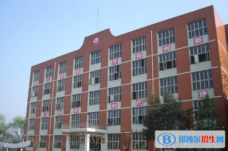 四川2023年初中生可以去讀什么計算機(jī)學(xué)校