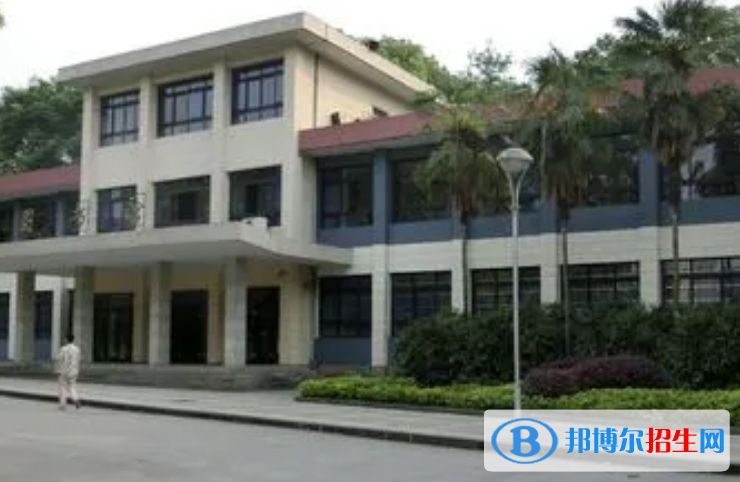 重慶三峽職業(yè)學(xué)院