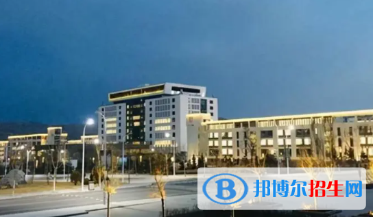 青海師范大學(xué)是不是雙一流大學(xué)嗎？