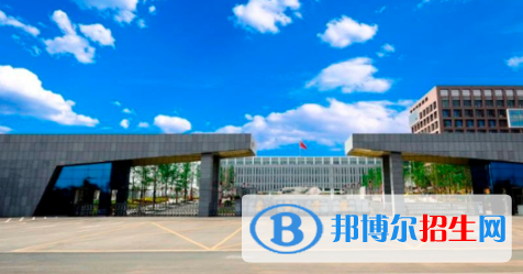安康學(xué)院是不是雙一流大學(xué)嗎？