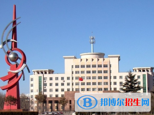濰坊學(xué)院是不是雙一流大學(xué)嗎？