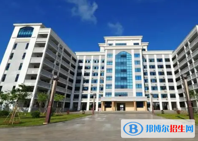 海南語言類大學(xué)有哪些？(附名單)