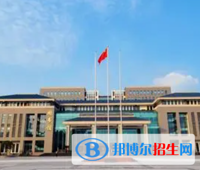 成都醫(yī)學(xué)院是不是雙一流大學(xué)？