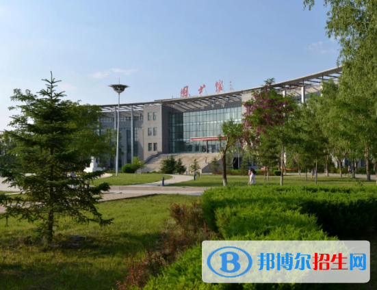 2022寧夏回族自治區(qū)大學(xué)一流專業(yè)排名--應(yīng)用型(校友會(huì))