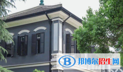 湖南第一師范學院是不是雙一流大學？