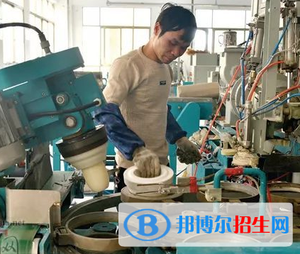 陶瓷制造技術(shù)與工藝專業(yè)好嗎?(陶瓷制造技術(shù)與工藝專業(yè))