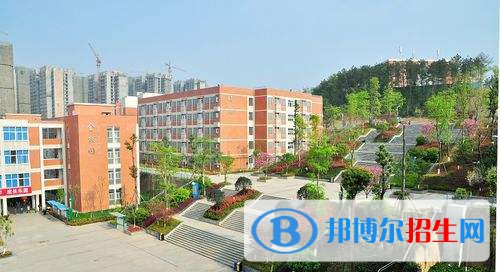 四川2023年男生讀什么計(jì)算機(jī)學(xué)校好