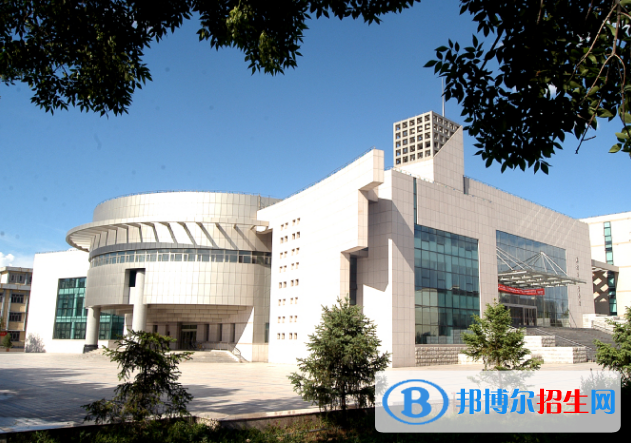 新疆大學(xué)排名2022最新：新疆自治區(qū)完整排名一覽（軟科+校友會）