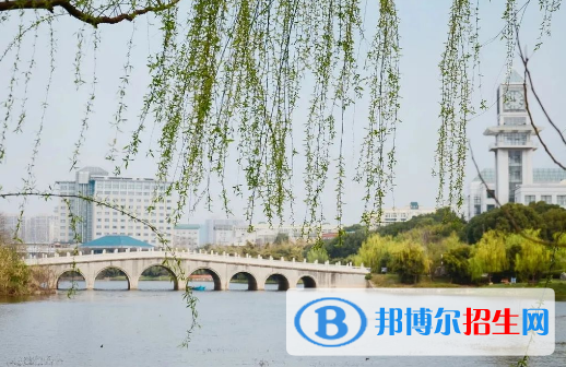 中國最好的財(cái)經(jīng)大學(xué)是哪所大學(xué)？2022中國財(cái)經(jīng)類大學(xué)排行榜
