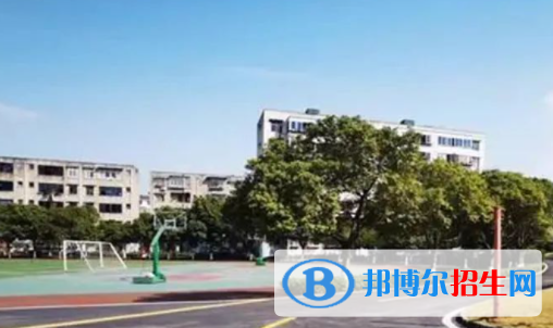 成都洛帶中學(xué)2023年學(xué)費(fèi)、收費(fèi)多少 