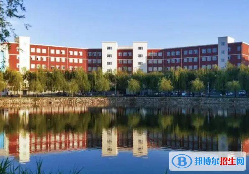 長(zhǎng)春科技學(xué)院是不是985大學(xué)？