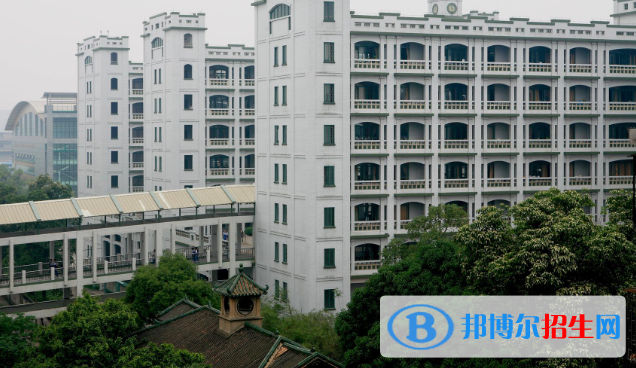 佛山市第一中學(xué)2023年學(xué)費、收費多少