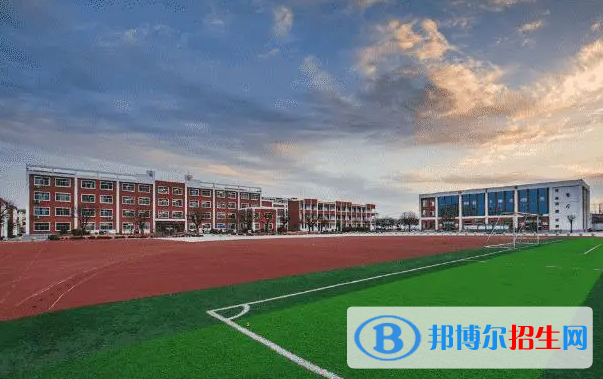 上海STEAM北美高中2023年學(xué)費標(biāo)準(zhǔn)2