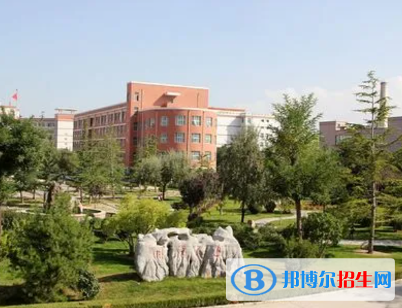 蘭州工商學(xué)院是不是985大學(xué)？
